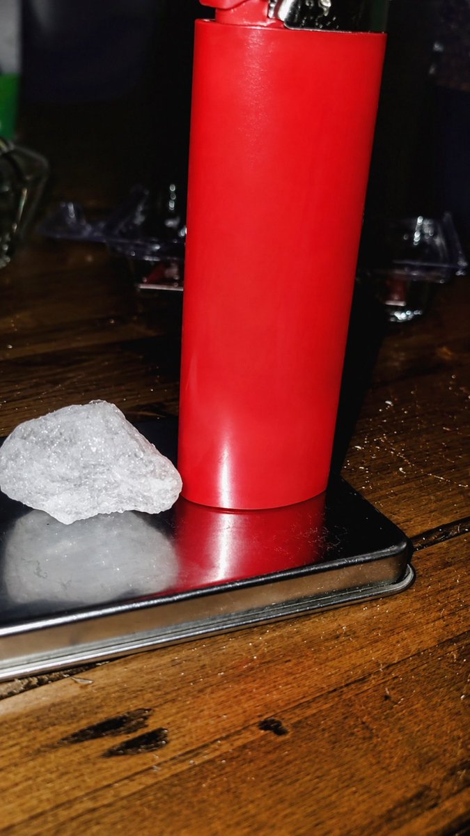 Adrianicebrady's tweet photo. Fresh ball, how long does one last you? 24 -36 hours for me
#drugtwt #methtwt #drugstwt #meth https://t.co/IOZHNV6yPu