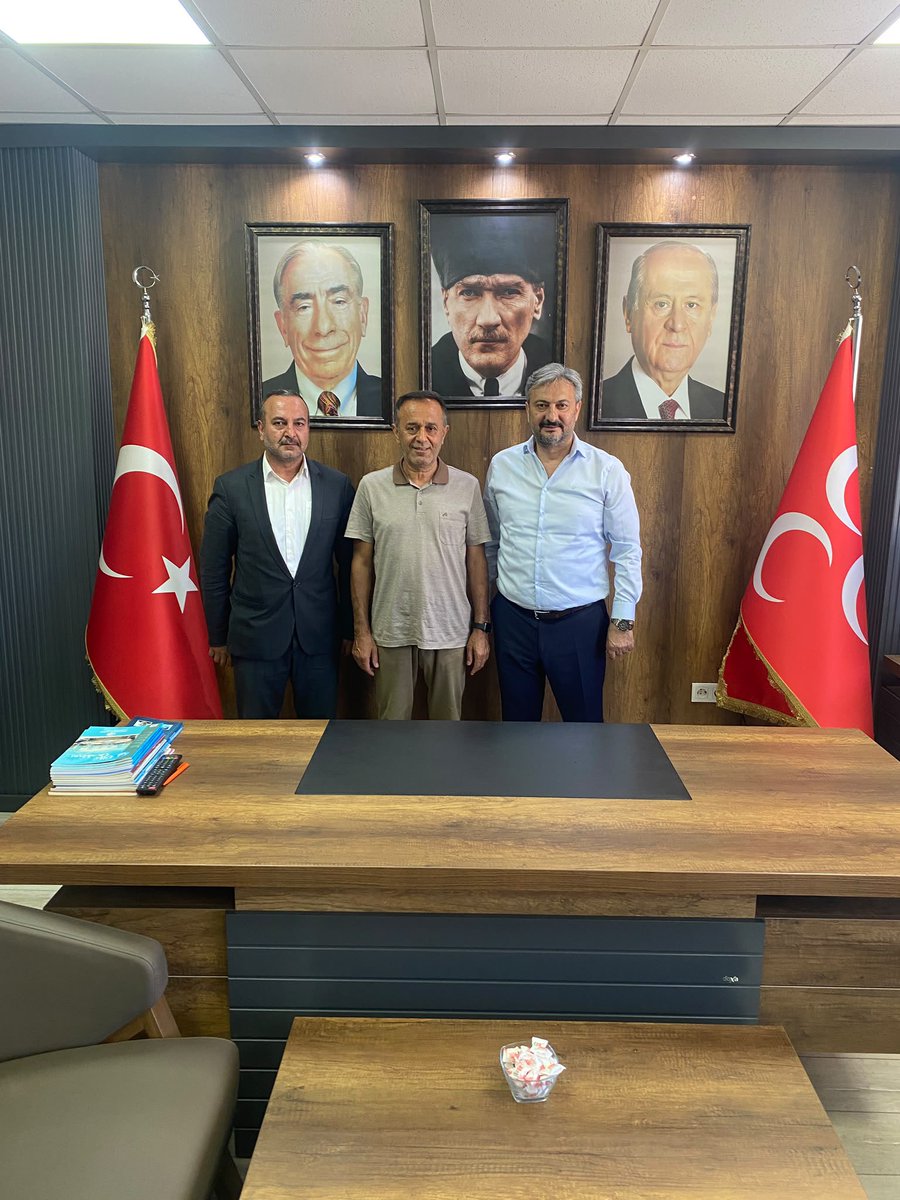 rahmancanmhp's tweet photo. @BasaksehirMhp İlçe Başkanlığımızı ziyaret ederek, yaklaşan ilçe kongremize yönelik hazırlıkları yerinde değerlendirdik. Kongremizin gerçekleştirileceği alanı İlçe Başkanımız Sayın @recepgulbahar24 ile birlikte inceleyerek istişarelerde bulunduk.

Teşkilatlarımızın azmi, birlik ve beraberlik ruhuyla kongre sürecimizi en güzel şekilde tamamlayacağımıza olan inancımız tamdır. ilçe başkanımız ve yönetimine çalışmalarından dolayı teşekkür ediyor, çalışmalarında başarılar diliyorum..

#Milliyetcihareketpartisi #mhpistanbul 
#VolkanYılmaz #mhpbasaksehir #RahmanCan