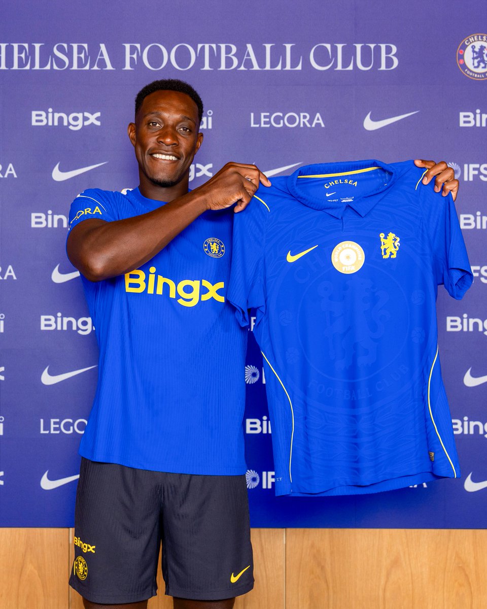 brfootball's tweet photo. Chelsea unveil their newest signing Danny Welbeck 🔵 https://t.co/GluHVljBZZ