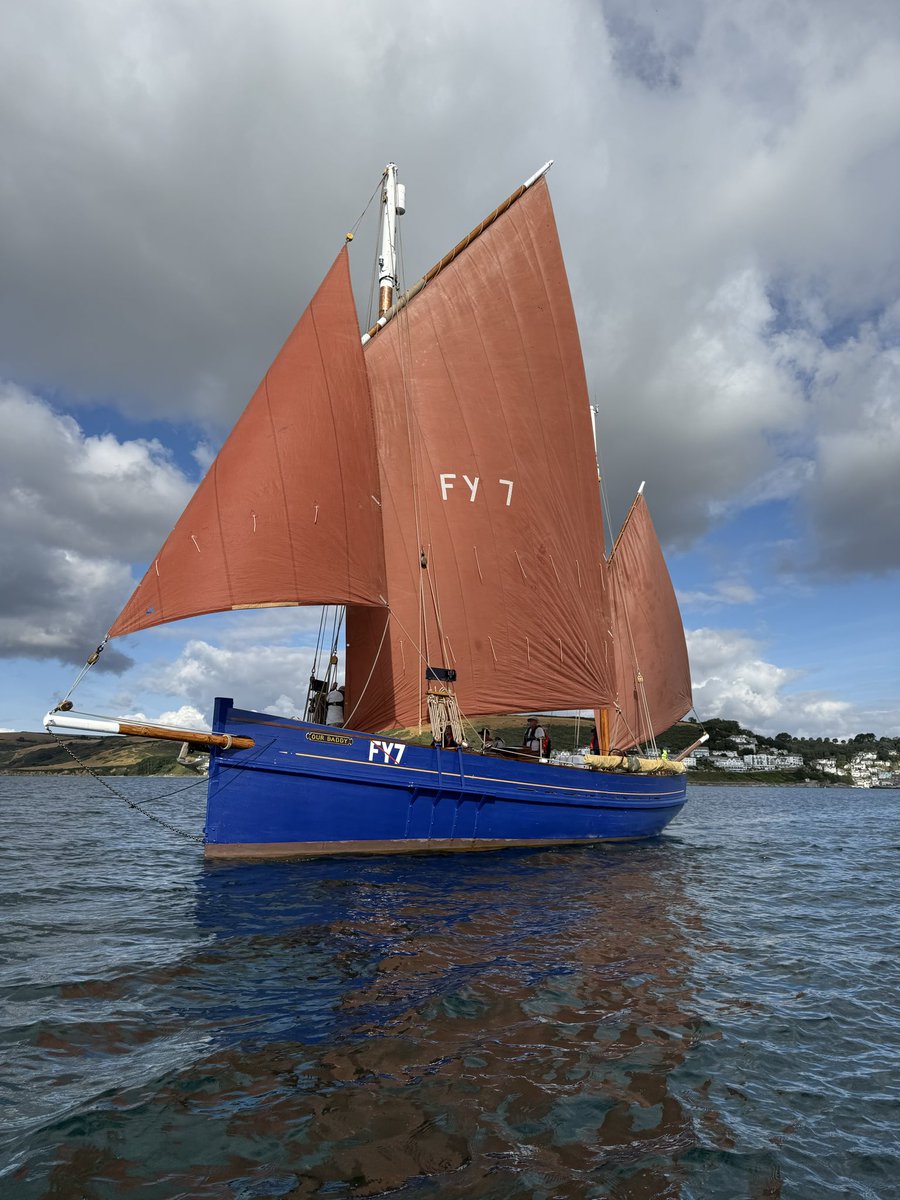 jonathanboakes's tweet photo. Epic time filming ‘Our Daddy’ this morning, out in Looe Bay, with @ShadowTorStudio and @MattBearClark - it’s part of a very special local heritage project with local folk band, Jago and the Wych. #looe #cornwall #lugger #filming #popvideo https://t.co/f7SinAz4Nl