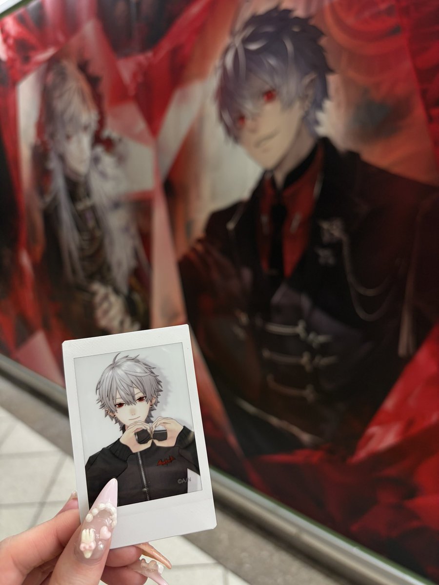 kuzvamp's tweet photo. アルバム発売おめでとう\( ＞⩊＜ \三/ ＞⩊＜)/♥️ https://t.co/XT7OBdoO0H