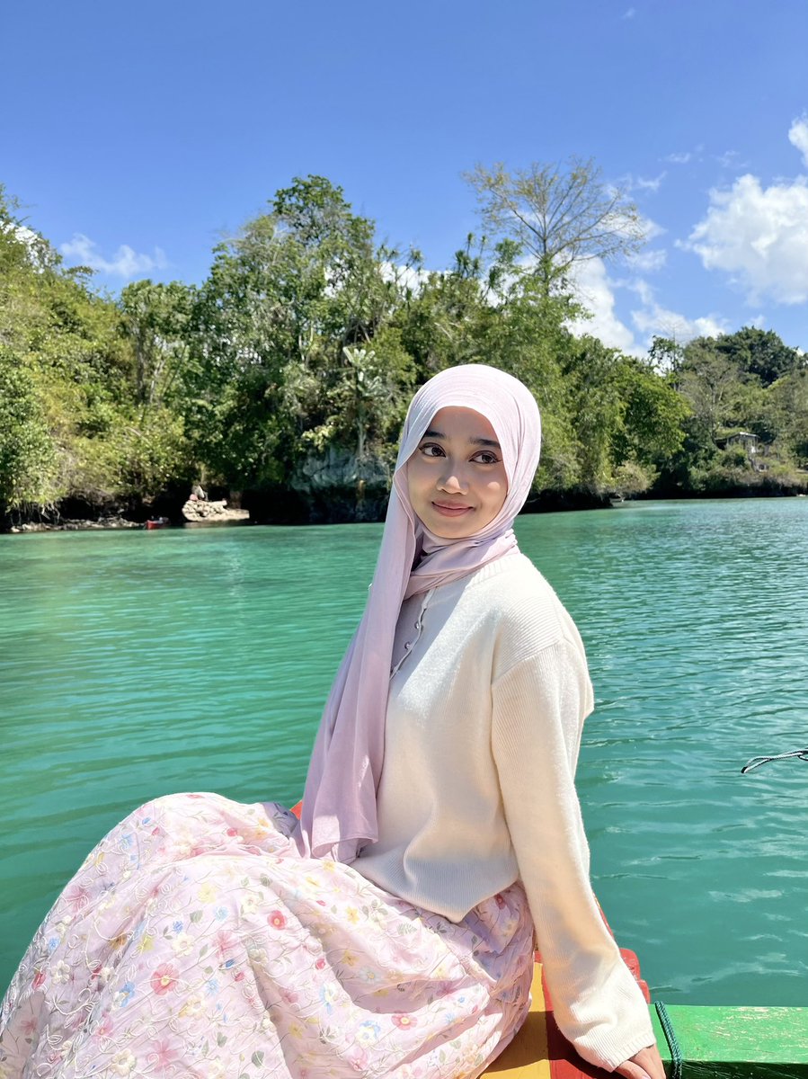 KKUMIKKU's tweet photo. 🌴🥥⛵️🍋 liburan kecil dari kkn :D https://t.co/eKAtG6Rm3r