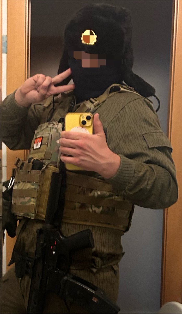 imightb3bi's tweet photo. My dads old uniform is great for Airsoft („• ֊ •„) #airsoft #gear #guns #comrade #uwu #femboy #need2playagain #NVA #GDR #nonpolitical #willdeleteprob https://t.co/GM8JhdNBio