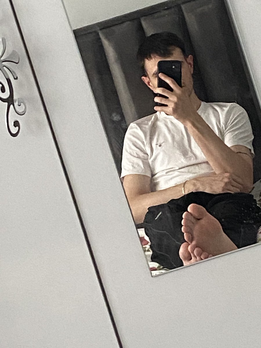 MasterAlfaxf's tweet photo. Yahu bir tane eğlenecek köle yok öldünüz
mü orospu çocukları #footslave #footworship #slave https://t.co/6Tk7Tf73Mu