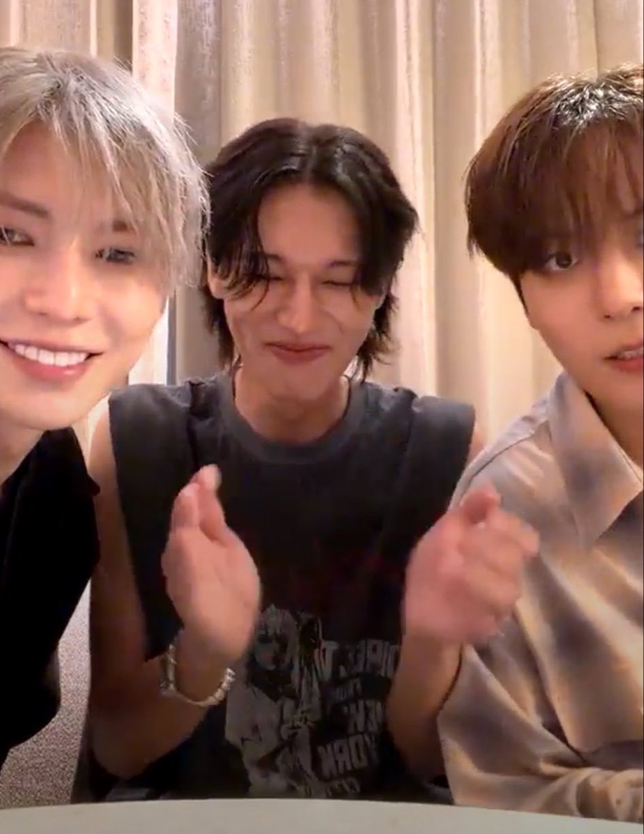 yeomosexual's tweet photo. waitttt they used to be roommates :((( https://t.co/AmRruzvH6q