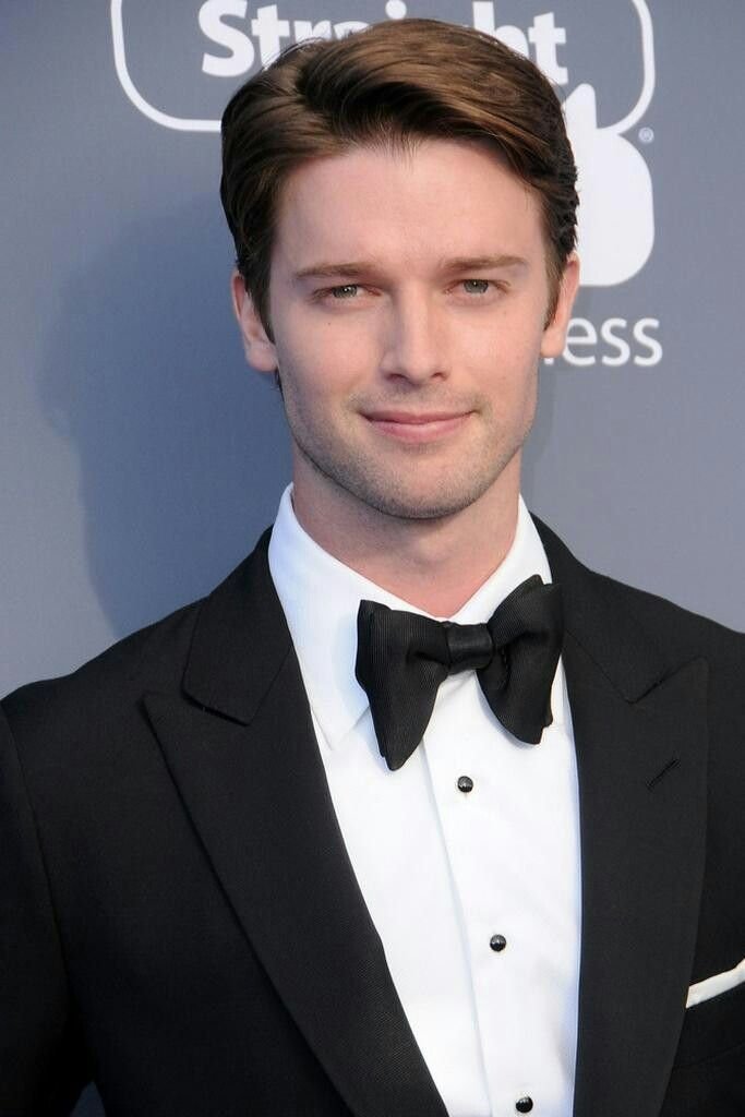 Visdaoff's tweet photo. @sentrynation Patrick Schwarzenegger for Scott PLEASE https://t.co/esoKM4dJUo