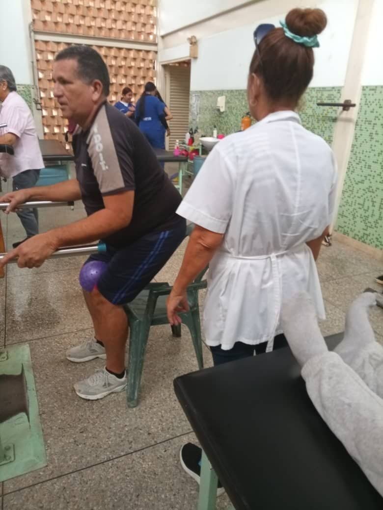 LAR_2025's tweet photo. Seguimos llevando Esperanza y Salud a todo el que necesita. Avanzamos en nuestros servicios desde el CDI Bararida, estado Lara 🇻🇪 comprometidos con la Virtud y el Honor de la medicina cubana 🇨🇺.
#CubaCoopera
#CubaNoEsUnaAmenaza
#TumbaElBloqueo https://t.co/JrFgdGNo1p