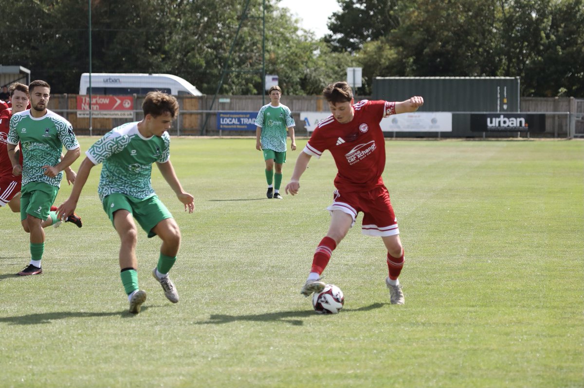 ClivePears22412's tweet photo. 1st goal and action from today’s match @HaverhillRovers 3 @DerehamTown 3 https://t.co/R9sEl9b1a5