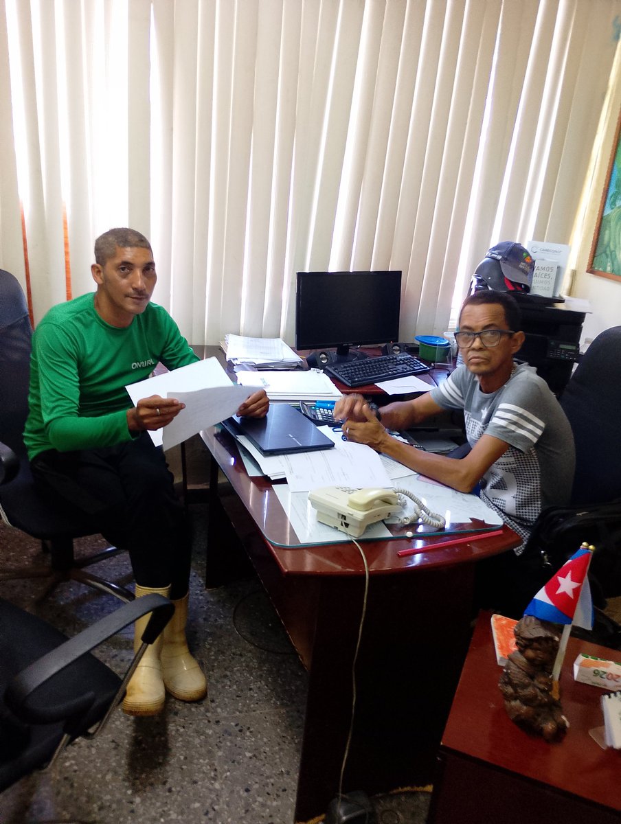 ONUREHABANA's tweet photo. El trabajo de la ONURE La Habana comienza desde adentro. Por eso, nuestro director provincial, Rafael de la Torres, sostuvo un encuentro de capacitación con los especialistas en control energético de la provincia . https://t.co/X8ujRQFm5M