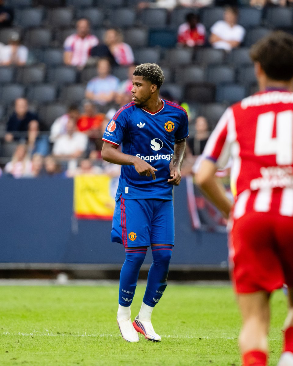 ManUtd's tweet photo. More important pre-season minutes in the tank 💪🔋