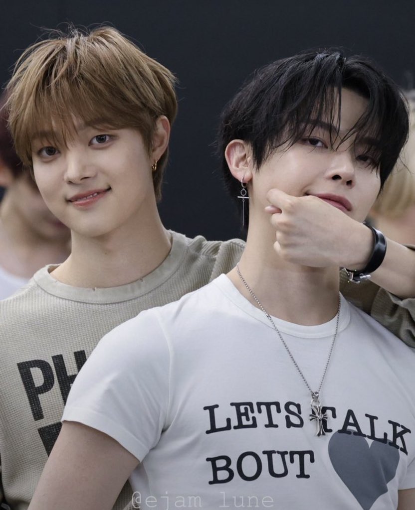 bunniewiju's tweet photo. NICHOJOO CUTIE PIES OF THE WORLD AWWWW before and after being told they’re “so cool” 😭❤️😭❤️😭❤️ https://t.co/9XngNb6SMy