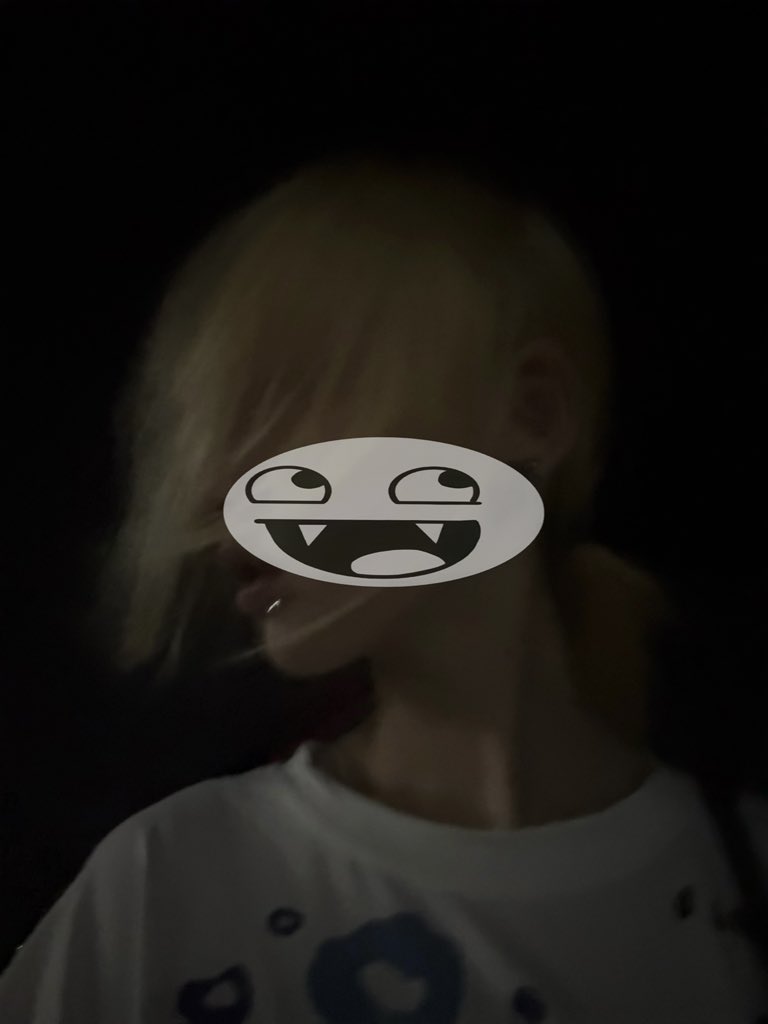 Fke1999267's tweet photo. 晚安 https://t.co/nM3rvozntx