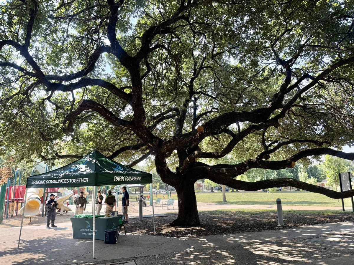 kunmuth's tweet photo. We celebrated World Ranger Day Saturday morning at Tietze Park in East Dallas. 

Thank you to our dedicated and hard working Dallas Park Rangers! 👏 🌳 @DallasParkRec @Rudy_Karimi https://t.co/f668QcwpiD