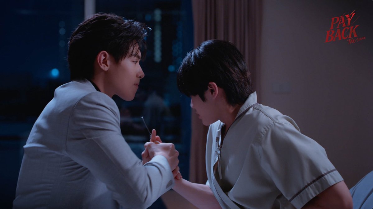 Anqi218's tweet photo. การเผชิญหน้ากับความเจ็บปวดนี้เป็นความรอดสองทางที่เป็นของพวกเขาคนเดียว ทั้งคู่ติดอยู่ในสถานการณ์ที่สิ้นหวังของตัวเอง และอีกฝ่ายเป็นคนเดียวที่สามารถดึงกันและกันได้

PAYBACK THE SERIES FINAL EP

#PaybackFinalEP
#PAYBACKTheSeries https://t.co/z3LXIsiav5