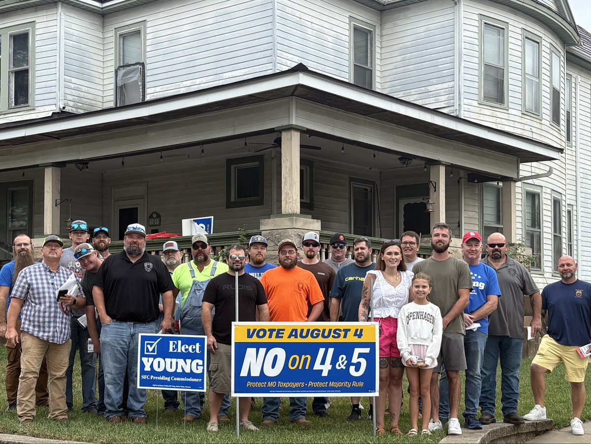 MOAFLCIO's tweet photo. We won’t stop at the finish line, we will run through the tape! 

These Labor Brothers &amp; Sisters in Southeast Missouri are out talking to voters today about keeping the power with the people (not politicians!) by Voting NO on Amendments 4&amp;5! #solidarity #SEMO https://t.co/lx4iUmNTYM