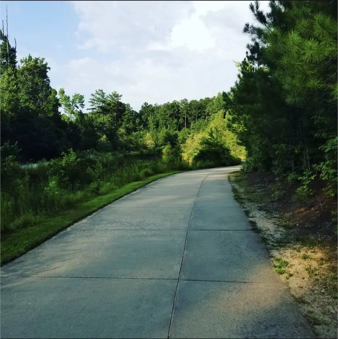 ActiveRunnerOnX's tweet photo. Big Creek Greenway- Alpharetta/Roswell, GA

Difficulty: Easy to Moderate
Active Runner Rating: 8.7

For more on Trail Here:  https://t.co/Y07hdYYEdE

One of our favorites when we're in the Atlanta area!

#theactiverunner #atlanta #runningislife #bigcreekgreenway #running https://t.co/kXsbqgMfGJ