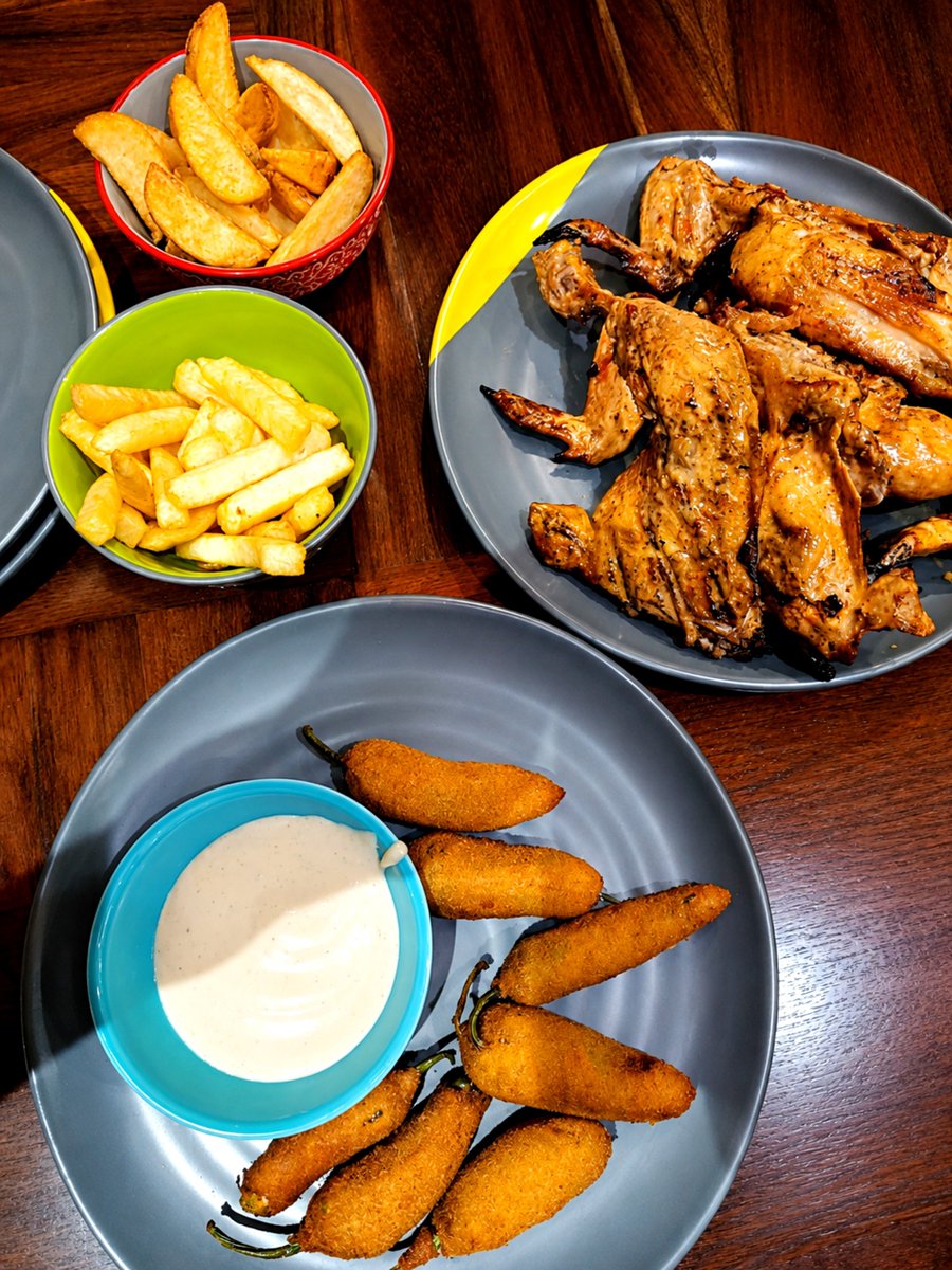 MughalDervish's tweet photo. #Weekend Mubarak Folks ✌🏻
#PeriPeri https://t.co/f3M5osvgwg