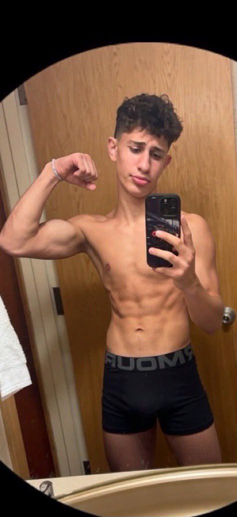 Jakeeebaiss1's tweet photo. Nidal wonder🥵🍆📸

Dm https://t.co/apRVW4TfB6 https://t.co/IMORPfzbwS
