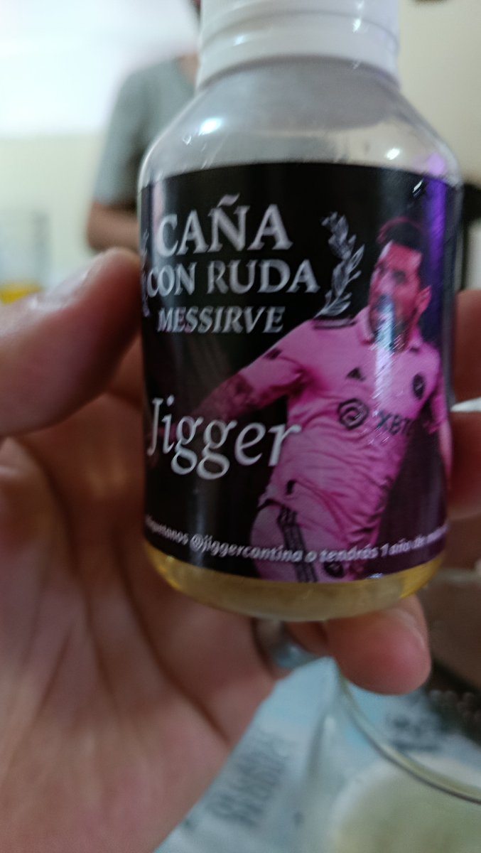 chechejuliense's tweet photo. Caña con ruda Messi. https://t.co/R09axlZoQt