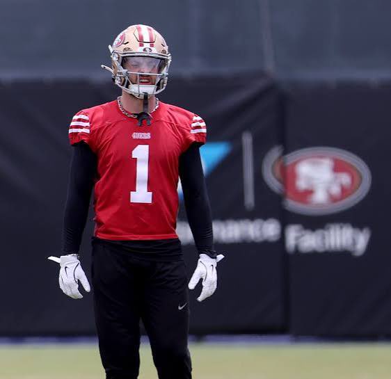 CentralizedBall's tweet photo. 🚨🚨BREAKING🚨🚨: Ricky Pearsall will have season-ending surgery on his PCL, per 49ers GM John Lynch &amp; @RapSheet 

More details coming soon. https://t.co/O3GCjmeeMj