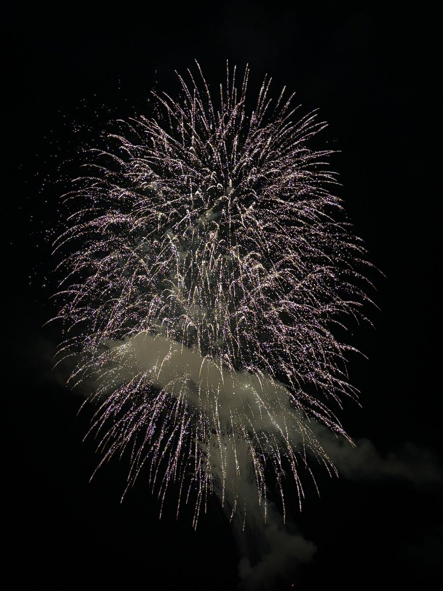 ZemPoH0302's tweet photo. 4年連続特等席で河原子花火を見させて頂いている！毎度毎度素晴らしい！
よっ！日本の夏！
よっ！野村！
私たちは日立市を花火と一緒に北上
次は8/14 会瀬祭り！ https://t.co/fsWRbScjJN