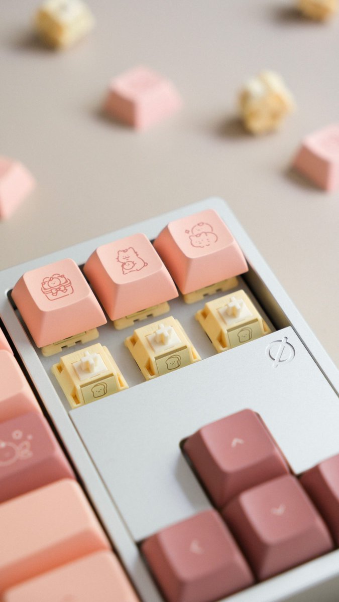 typebeaafxk's tweet photo. my first post in a long time has me kind of nervous 🥹 but I’ve missed this space and all of the lovely people in it dearly 💞

If you’ve been following my stories,… https://t.co/gs4mfJvsij