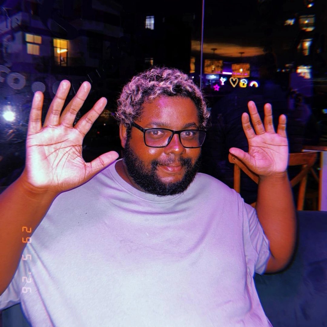 Blurryshrek's tweet photo. #NewProfilePica https://t.co/rJIb1E4Jd2