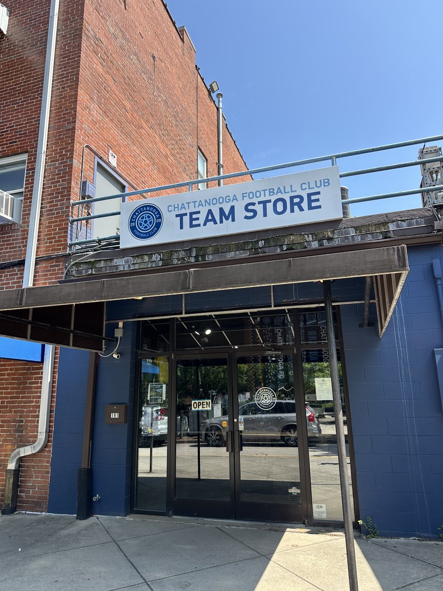 ChattanoogaFC's tweet photo. 𝐈𝐓'𝐒 𝐓𝐀𝐗-𝐅𝐑𝐄𝐄 𝐖𝐄𝐄𝐊𝐄𝐍𝐃!

Stop by the CFC Team Store at 191 River St today and tomorrow to grab your gear and save on eligible apparel items under $100 each!

Hours: https://t.co/UJ6QGYgLt2 🔵 https://t.co/GjPCc7hphm