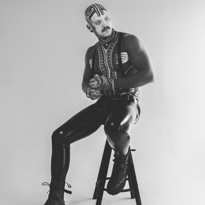 Blackout_Sinner's tweet photo. #NewProfilePic https://t.co/KQLmrq281n