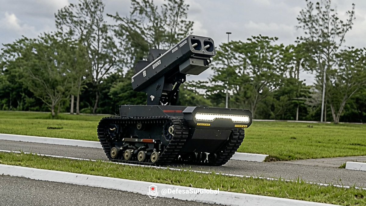 DefesaSulGlobal's tweet photo. 🇧🇷 O Exército Brasileiro apresentou um novo veículo terrestre não tripulado (UGV) armado com mísseis anticarro. O drone terrestre conta com dois lançadores de ATGM SIATT MAX 1.2AC, projetado para atuar em missões de combate antitanque controladas remotamente. https://t.co/ezjpMe48jv