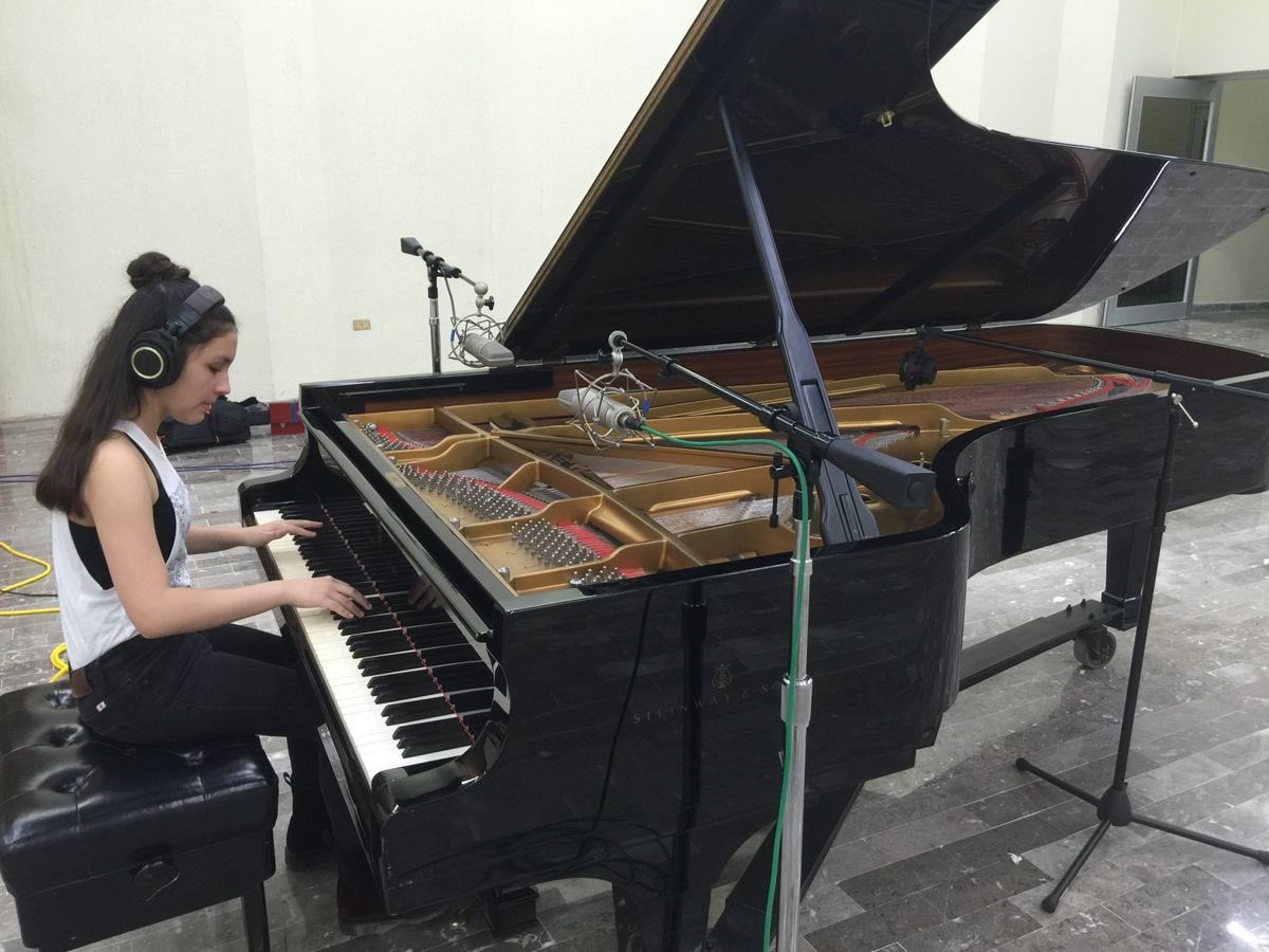 lizzyweekend15's tweet photo. I can’t stop thinking about Pau on piano and how it all starts here! 🎹

Happy Pau Day!

(Take 2 because… fuck AI 🤦‍♀️) https://t.co/bXfxICu9g5