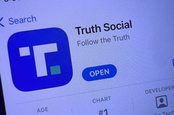 BullTheoryio's tweet photo. BREAKING: Trump Media officially launches paid service selling faster access to Trump's Truth Social posts.

Trading firms pay up to $100,000 a month to get his market-moving posts milliseconds before the public. https://t.co/cEHPLuzSCc