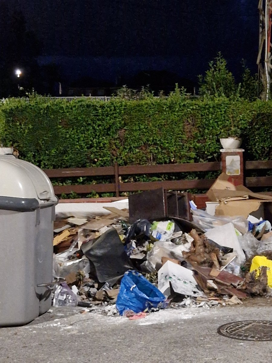 garcia_fali's tweet photo. Esto.Ayer tarde/noche en Cuetu👇 #GemaDimision https://t.co/FhpLCKb4ex