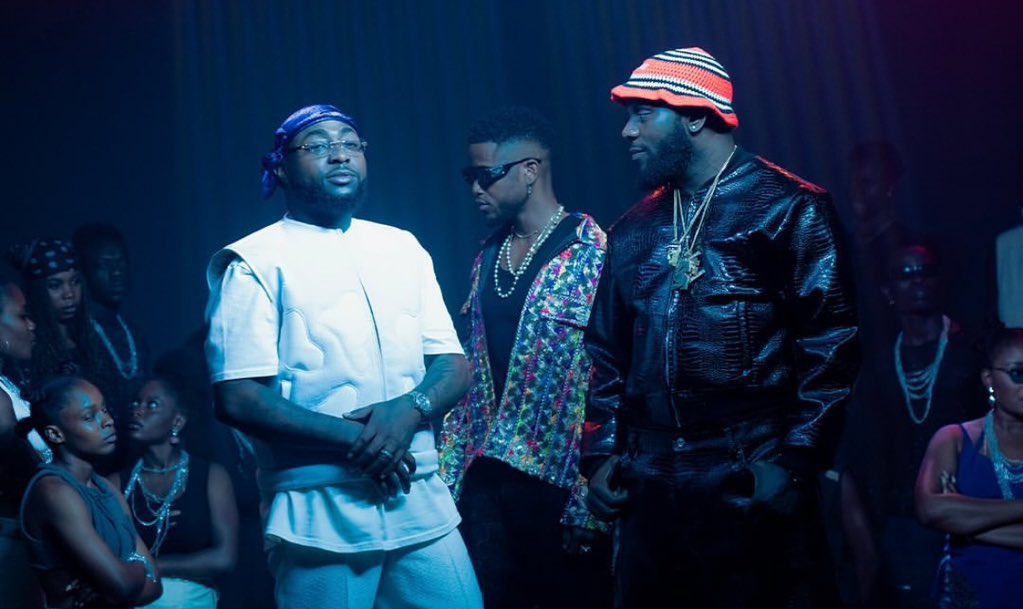 hypetribeng's tweet photo. 🚨TOP 20 BIGGEST FIRST DAY STREAMS FOR SONGS ON NG SPOTIFY 🇳🇬

Wizkid – Kese (Dance) — 1.57M
Wizkid & Asake – Jogodo — 1.388M
Wizkid & Asake - Turbulence —  1.27M  
Davido – Funds — 1.26M
Asake - Gratitude— 1.20M
Wizkid – Bad Girl — 1.15M
Wizkid – Troubled Mind — 1.06M
Wizkid – Piece of My Heart — 1.016M
Blaqbonez  - Chanel — 1.012M 
Seyi Vibez – Pressure — 1.004M
Wizkid & Asake - Alaye — 998K
Asake - Rora — 972K 
Asake - Forgiveness — 971K 
Asake - MCBH — 911K 
Wizkid & Asake - Iskolodo - 909K 
Wizkid – Karamo — 902K
Asake - WA — 895K 
Davido - B4 B4 — 887K 🆕
Seyi Vibez - GTA — 887K 🆕
Asake - Amen — 886k