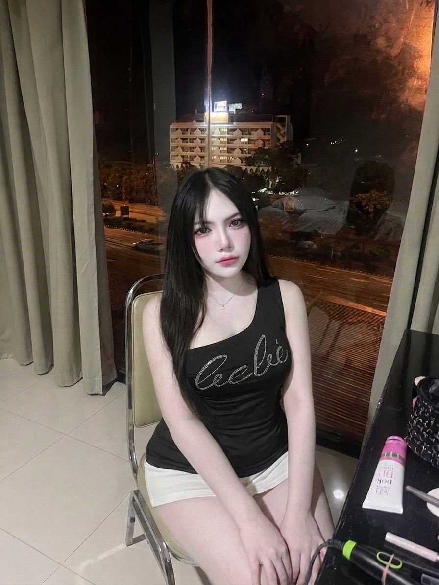G7plbq's tweet photo. ถ้าเธอเหงามาเอากับเราสิ😚💦 #สกลนคร https://t.co/0Zwu7DzSmi