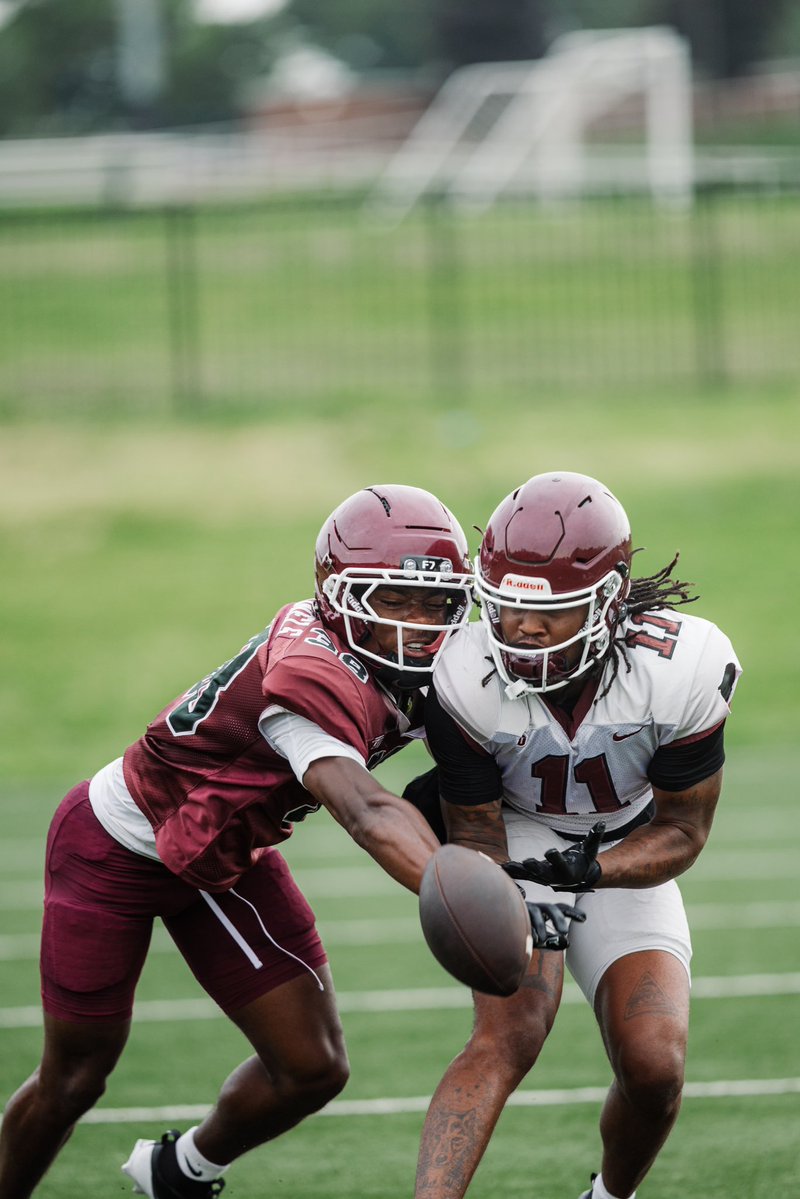 EKUFootball's tweet photo. Waiting to ball out on Saturdays for real! 💪 

#E2W | #MatterOfPride https://t.co/lQE506QWfy