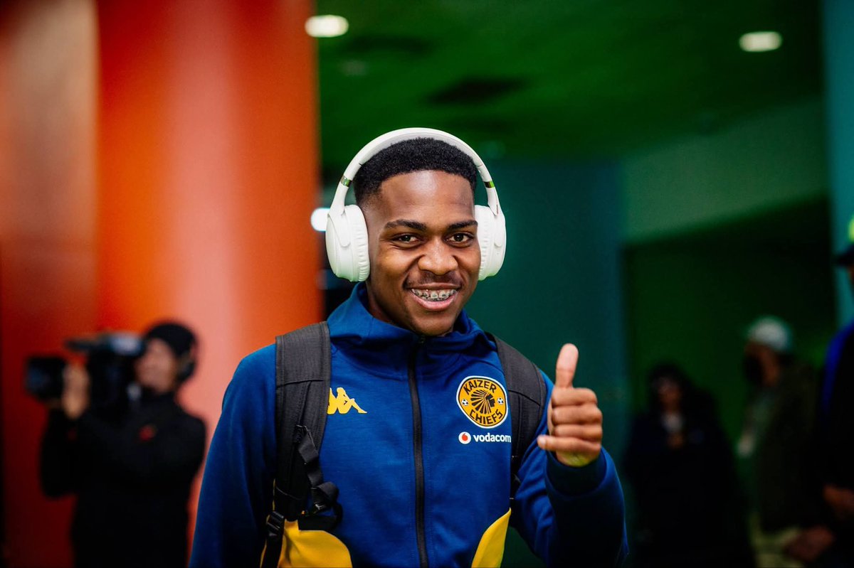 O_jay5106's tweet photo. ❤️✌🏼

#TheKingdomIsRising #Amakhosi4Life #TheKingdomRises #LoveAndPeace #BetwayPrem https://t.co/OJn1EbF5dw
