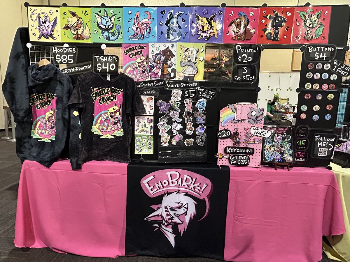 emobarkz's tweet photo. Iβm here at Anthro Weekend Utah in the dealers den!!! Itβs my first time at this con and itβs amazing so far <3 #anthroweekendutah #awu2026 https://t.co/03HQjrekQk