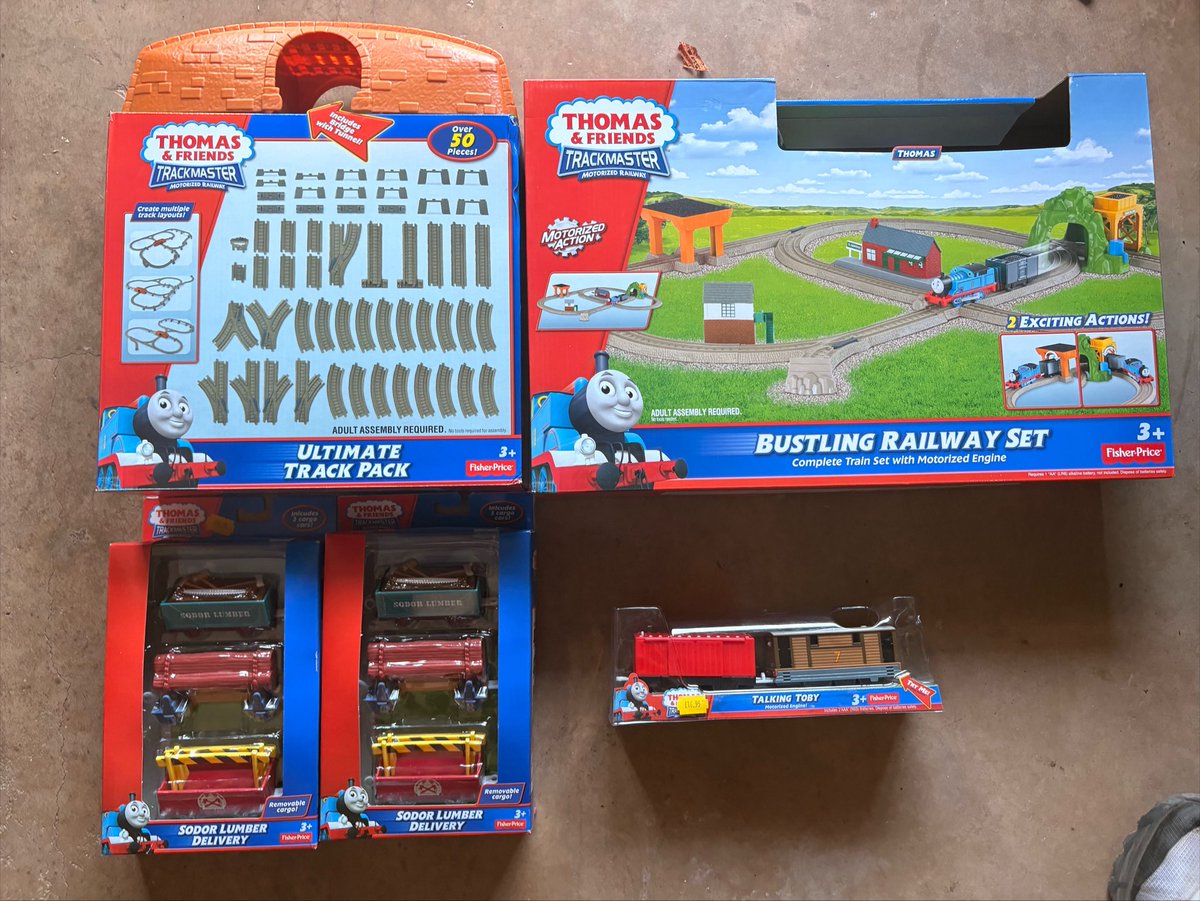OliverStre92313's tweet photo. Derby Haul Today #Thomas https://t.co/d7N6JtUhgf