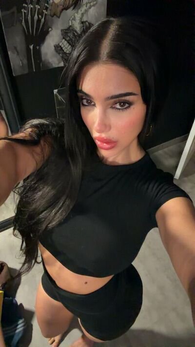 RP_WANK's tweet photo. Vous etes super gentil en DM.. mais oubliez pas que j'aime etre humilié et souiller.. venez m'insulter et soyez sans limite et obliger moi a obeir ! 😛🔥 https://t.co/C0hZQsmepz