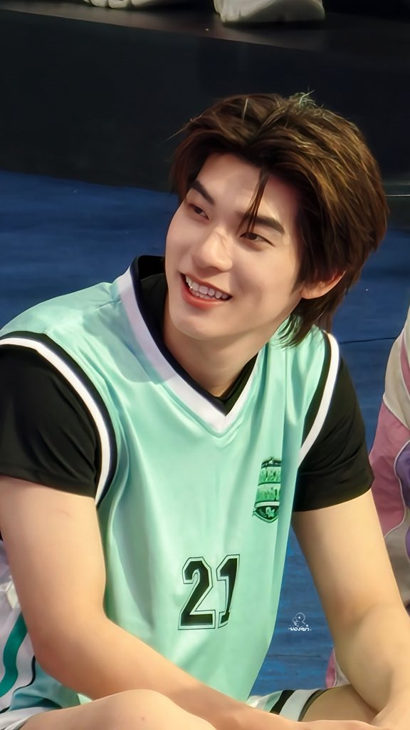yyoungsaa_'s tweet photo. น้ำชอบพี่โชน🫪

TEETEEPOR CHEER UP

#DMDSPORTDAY2026
#ตี๋ตี๋ป๋อสปอร์ตเดย์2026 https://t.co/C7WohNTSdD
