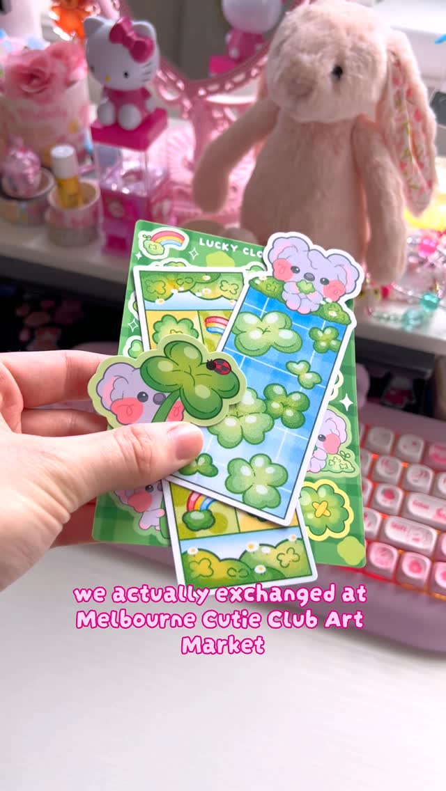 nochuillusfupb's tweet photo. hi Brisbane! 

I’m back this weekend at @azuritecon 💕🥹
I’ll be bringing VERY LIMITED stock unfortunately so if you like what you see, find me quick at table 21!
also will be giving out some cute freebie stickers featuring the azurite mascot AND Kotan as a magical girl 💞✨… https://t.co/73xBGPhp0s