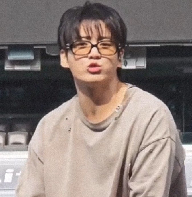 guguloved's tweet photo. pouty baby 😖🤏 https://t.co/NC3DfnQBty