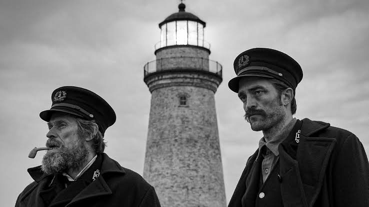 TheMynix's tweet photo. 73. The Lighthouse (2019)
Película sobre dos personas que tienen que vigilar un faro, al principio todo bien pero se va torciendo. Historia buena, ambientación increíble y con unas actuaciones que te meten totalmente dentro la historia. Me ha gustado mucho. https://t.co/cEIk1hLaOv