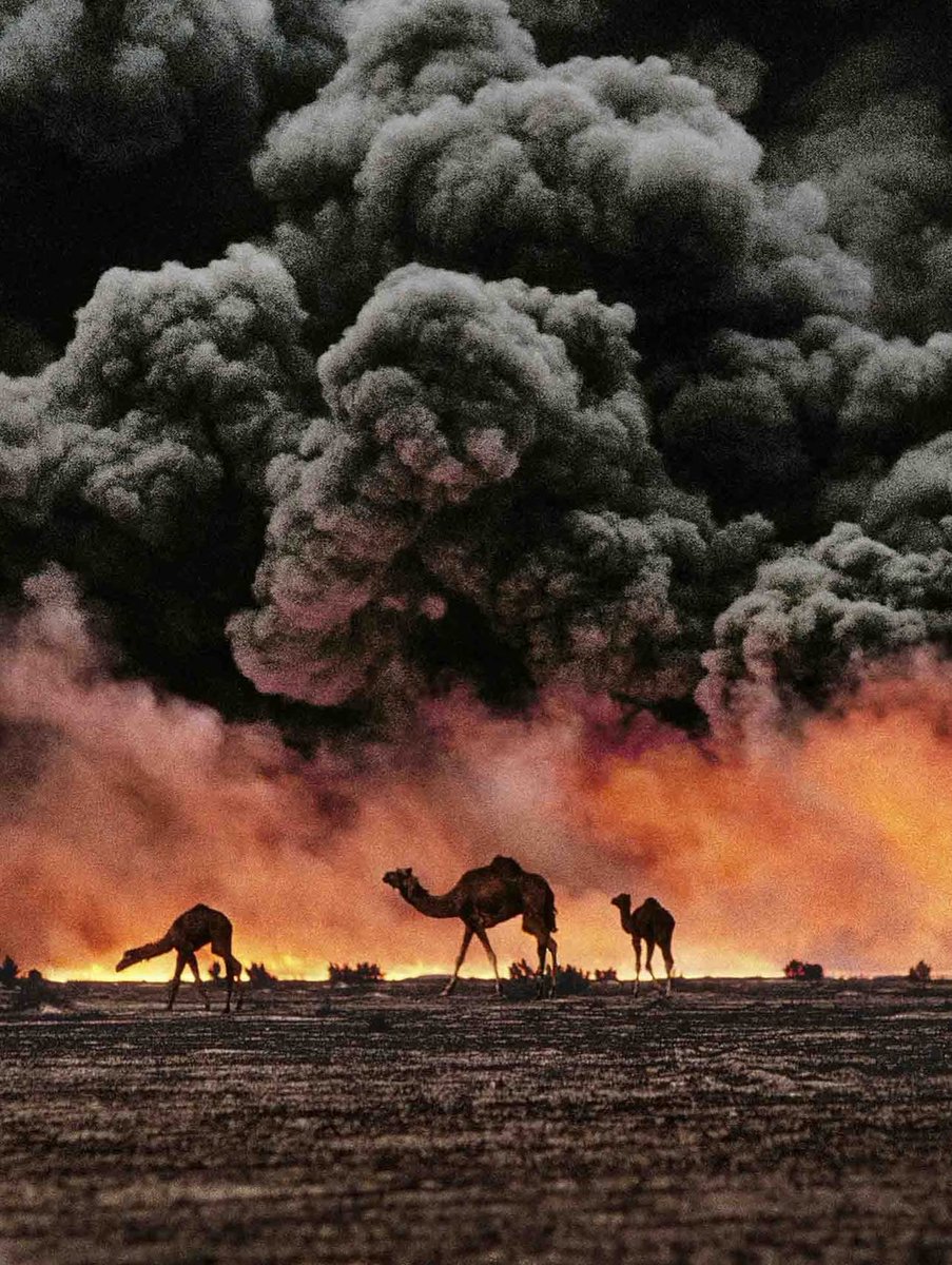 blackstarops's tweet photo. the burning oil fields in kuwait following the gulf war, captured by steve mccurry (1991) https://t.co/MeKPjxwA0b