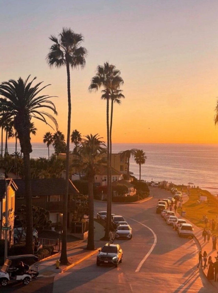 NaturalEye78321's tweet photo. Los Angeles, California https://t.co/oRtP5Oscx6