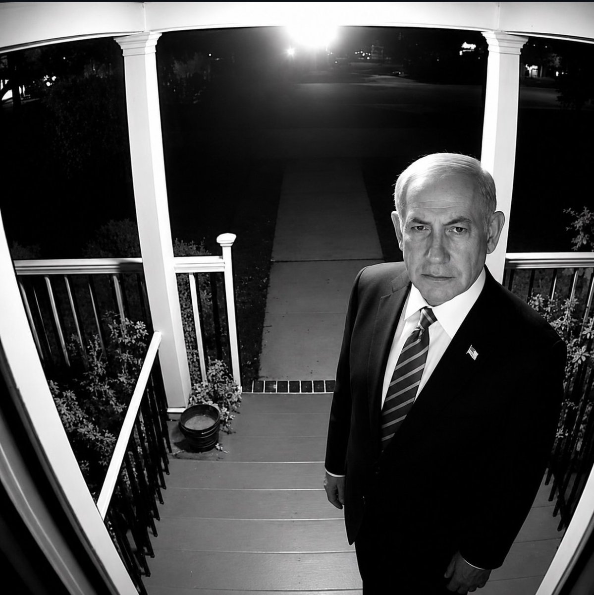 Dezhawoo's tweet photo. Are you ready?

#Israel
#regime_change 
#iran https://t.co/l3as1RzHDV