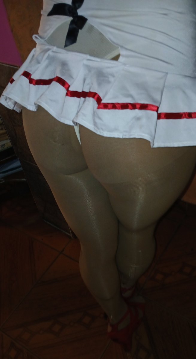 rositafantbum's tweet photo. Trajesito de enfermera espero les guste mis amores 💕 ❤️ ♥️ https://t.co/vm94qkh2EO