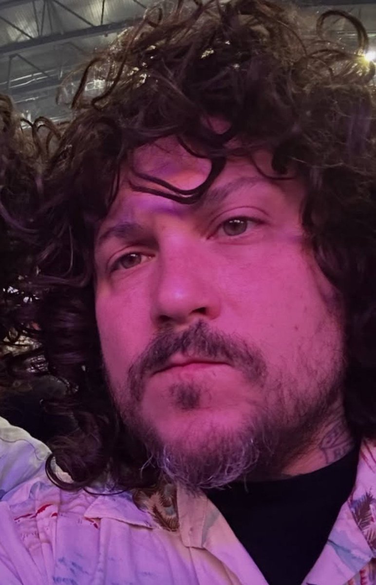 s0mn0lentt's tweet photo. more new pics of frank, cutie💘 https://t.co/GtDbsysUOI