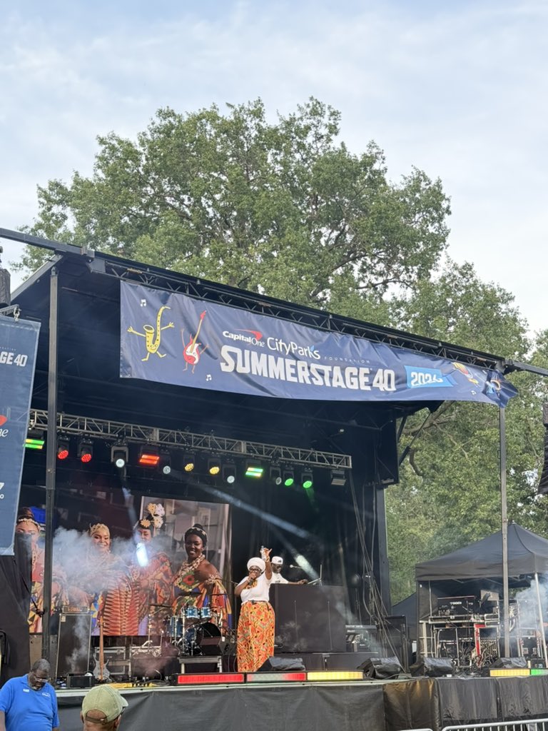 SummerStage's tweet photo. Ghana! We are here in the Bronx at Crotona Park for @ghanfestny featuring @andydosty and @iamedem. Come by! https://t.co/qgpewBYGhJ